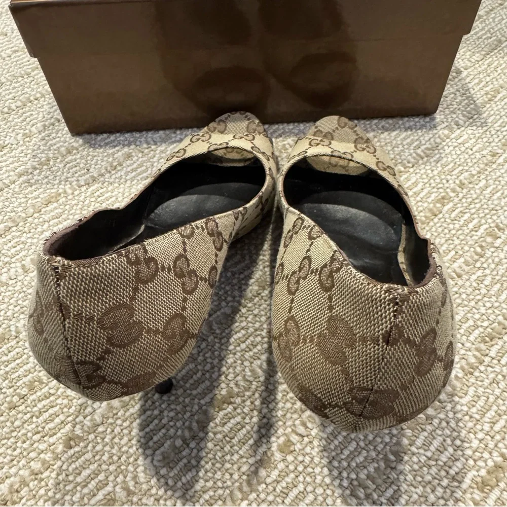 Gucci Brown & Gold Bambi peep toe pumps beige ebony | size 9 - Picture 5 of 8
